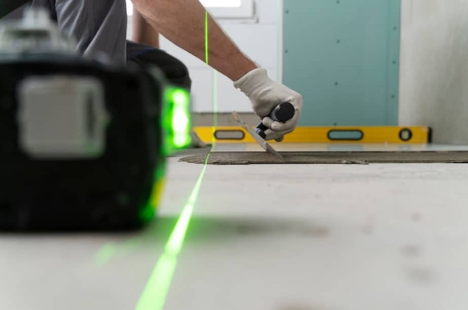 Floor flatness and levelness in construction